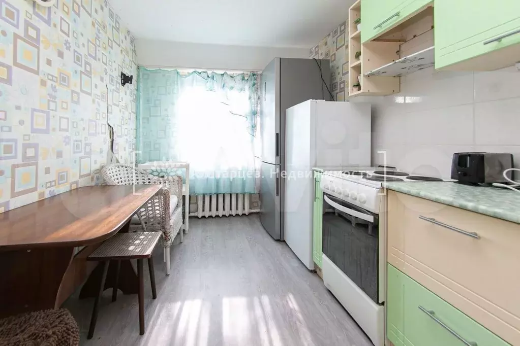 4-к. квартира, 64,9 м, 1/1 эт. - Фото 1