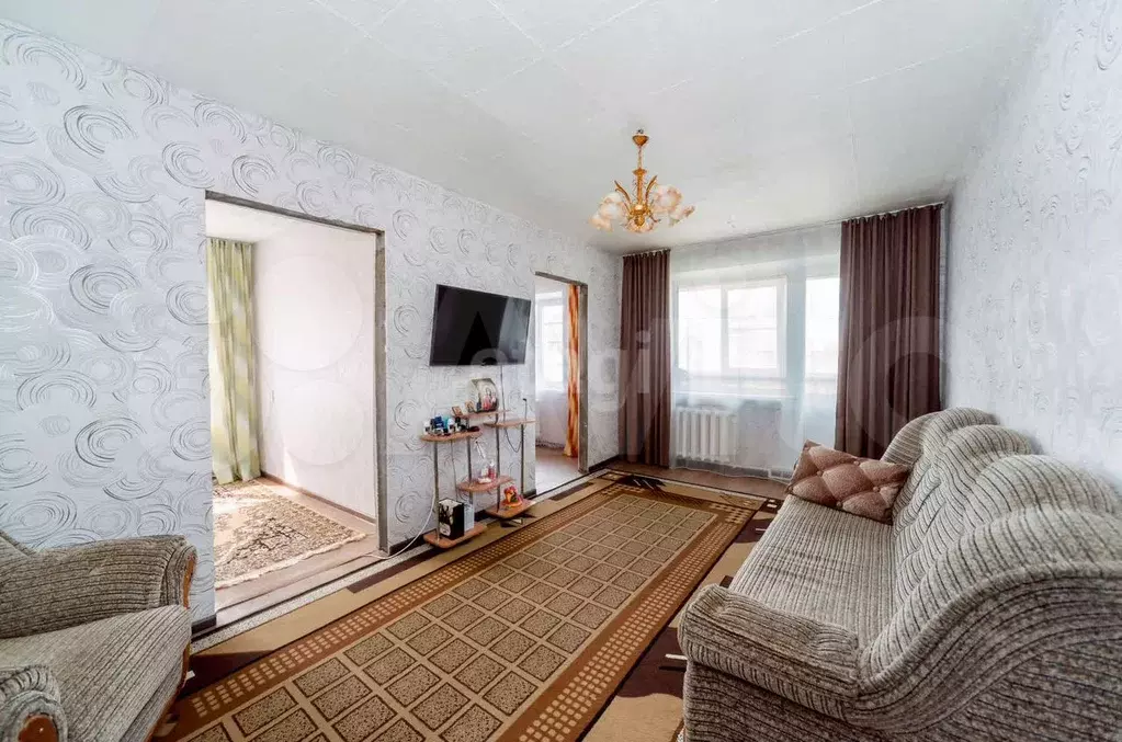 4-к. квартира, 60 м, 5/5 эт. - Фото 1