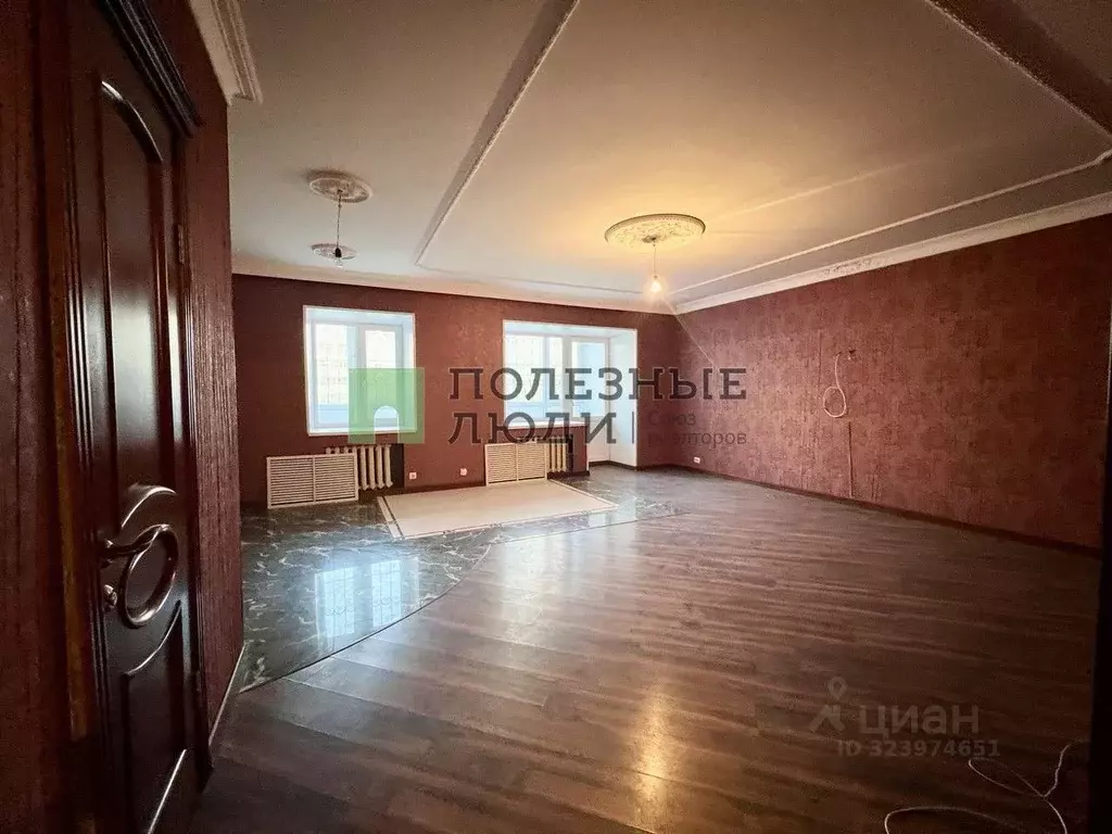 3-к кв. Курганская область, Курган ул. 4-я Больничная, 10 (115.9 м) - Фото 1