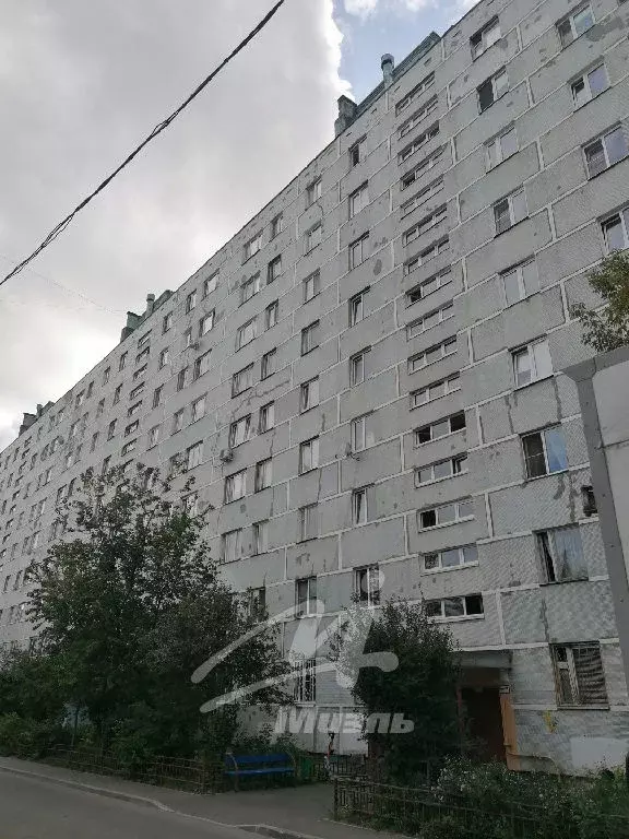 Продается комната в 4-комнатной квартире - Фото 0