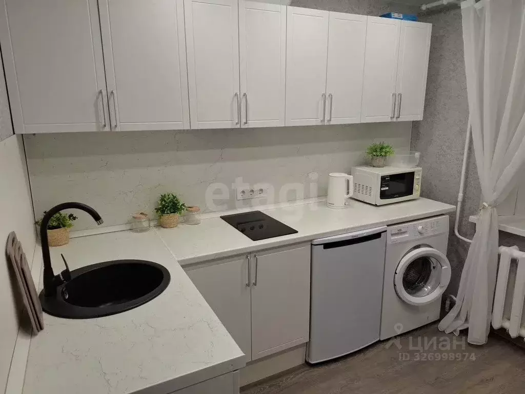 1-к кв. Тюменская область, Тюмень ул. Малыгина, 82 (35.2 м) - Фото 2