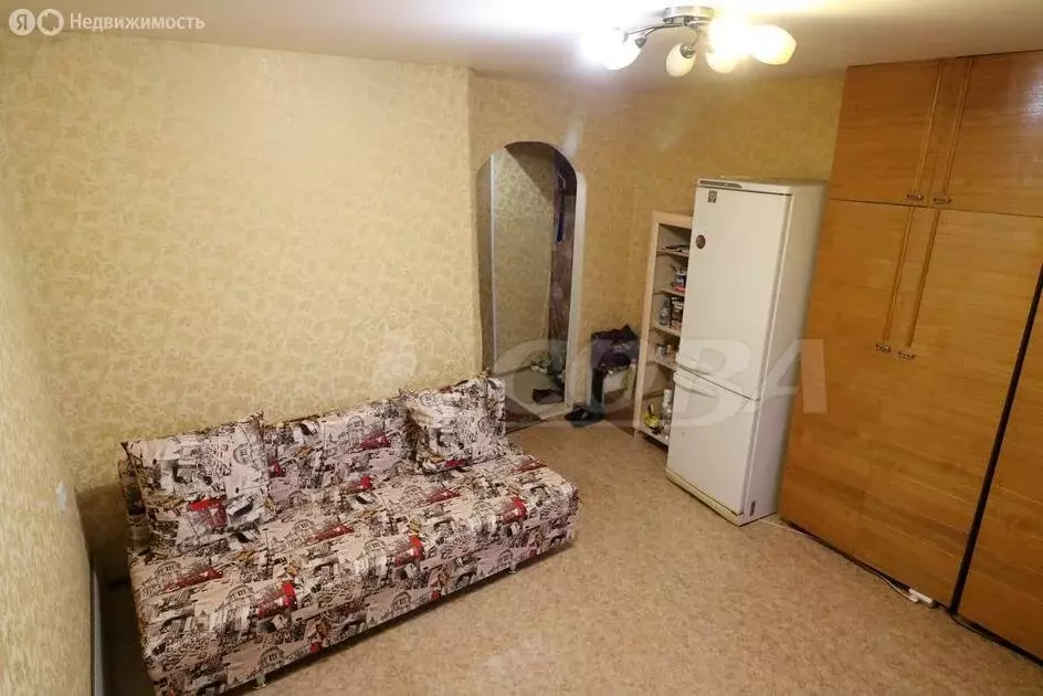 1-комнатная квартира: Тюмень, улица Мельникайте, 63 (19 м) - Фото 2
