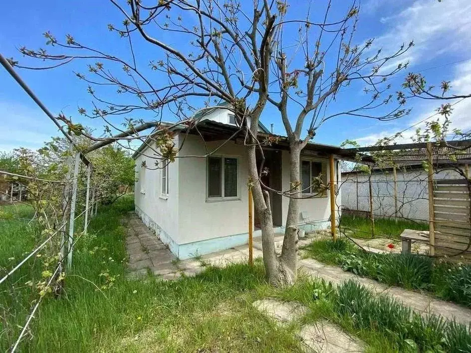 Дом в Краснодарский край, Крымск Придорожная ул., 5 (50 м) - Фото 1