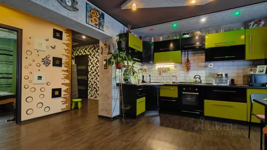 Дом в Алтай, Майминский район, с. Майма Прибрежная ул. (80 м) - Фото 1