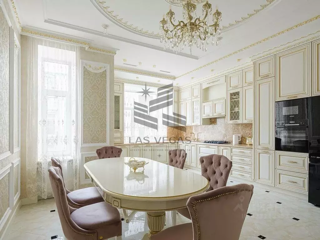 4-к кв. Санкт-Петербург Суворовский просп., 40 (180.0 м) - Фото 0