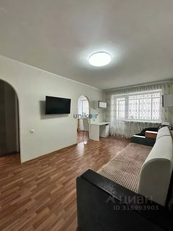 1-к кв. Башкортостан, Октябрьский ул. Фрунзе, 7Б (29.9 м) - Фото 0