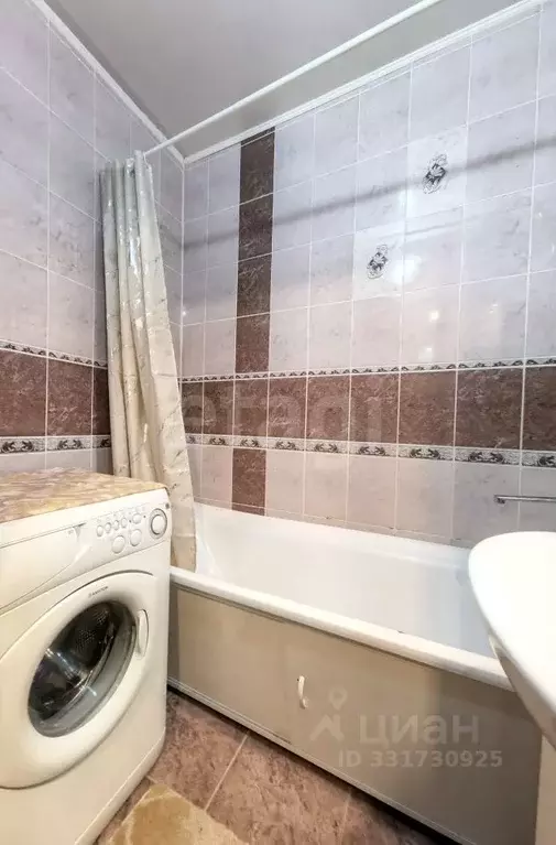 3-к кв. Липецкая область, Липецк 15-й мкр, 14 (60.0 м) - Фото 1
