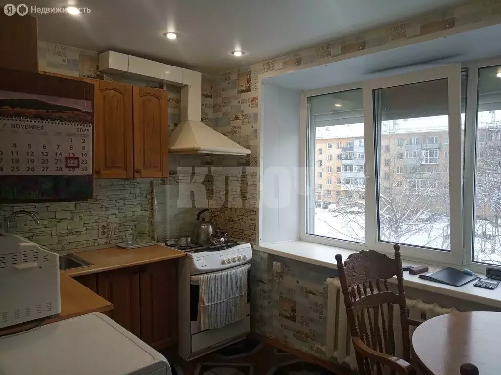 3-комнатная квартира: Сокол, Советская улица, 49 (73.7 м) - Фото 1