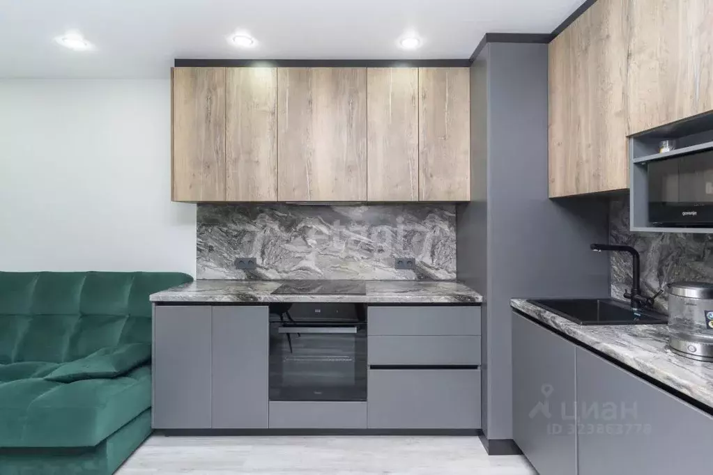 2-к кв. Тюменская область, Тюмень ул. Константина Посьета, 3 (70.0 м) - Фото 2