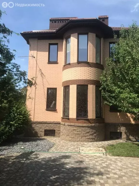 Дом в Ростов-на-Дону, Пейзажная улица (212 м) - Фото 1