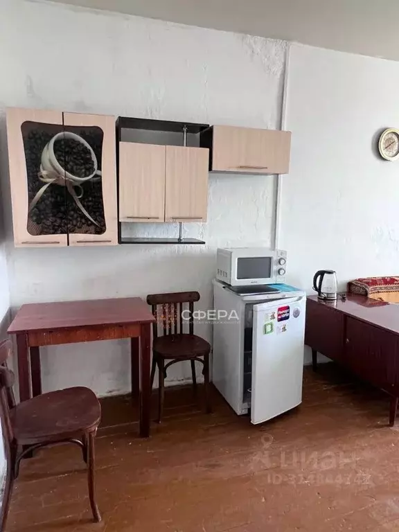 Комната Новосибирская область, Новосибирск Владимировская ул., 6 (14.0 ... - Фото 0