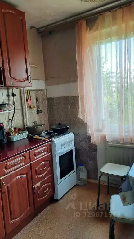 2-к кв. Псковская область, Псков Западная ул., 22 (47.0 м) - Фото 0
