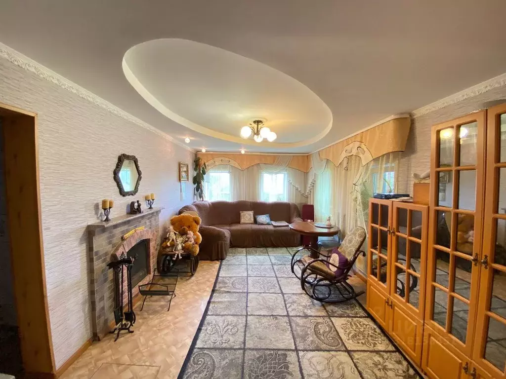 Дом в Иркутская область, Усольский район, Железнодорожное с/пос, с. ... - Фото 1