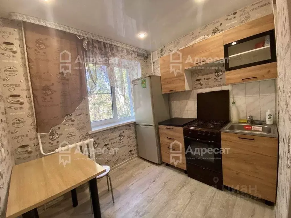 1-к кв. Волгоградская область, Волгоград ул. 50 лет Октября, 27 (32.0 ... - Фото 1