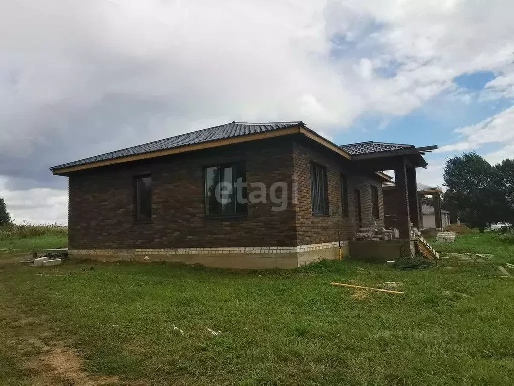 Дом в Смоленская область, Смоленский муниципальный округ, д. Быльники ... - Фото 1