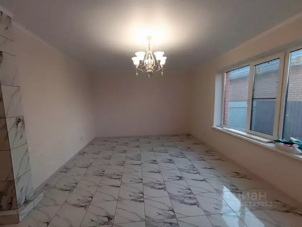 Дом в Ростовская область, Волгодонск пер. Маячный, 13 (112 м) - Фото 1