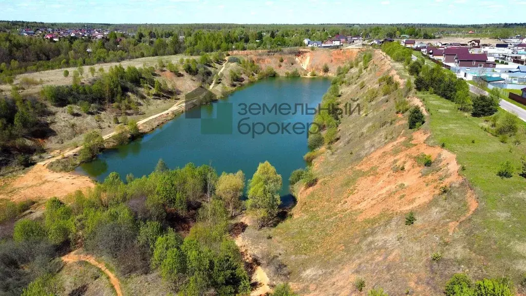 Участок в Московская область, Серпухов городской округ, д. Верхние ... - Фото 1