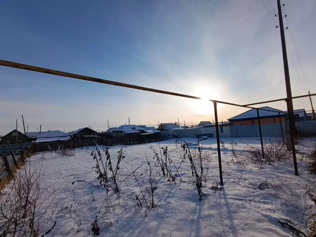 Участок в Омская область, Тюкалинск Коммунистическая ул. (6.1 сот.) - Фото 1