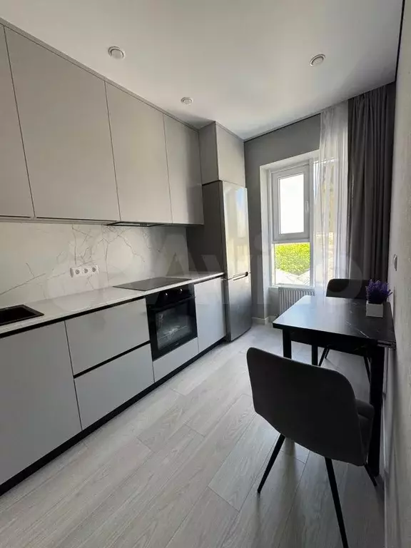 1-к. квартира, 40 м, 8/17 эт. - Фото 0