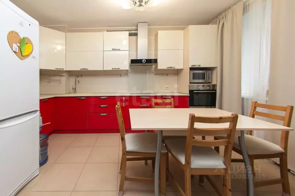 3-к кв. Томская область, Томск ул. Ивана Черных, 75 (68.1 м) - Фото 1