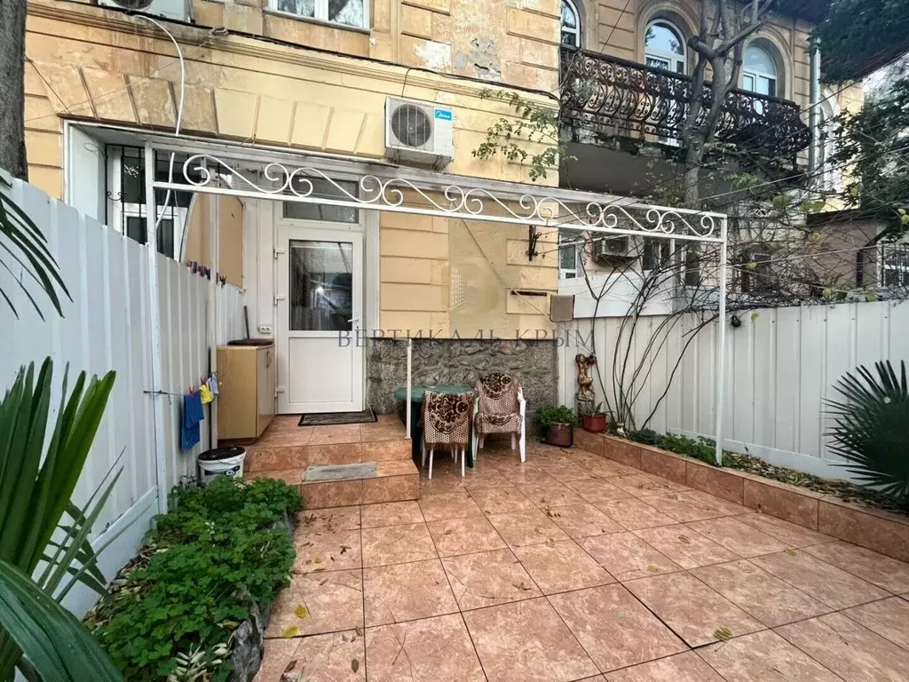 2-к кв. Крым, Ялта пер. Потемкинский, 5 (46.0 м) - Фото 1