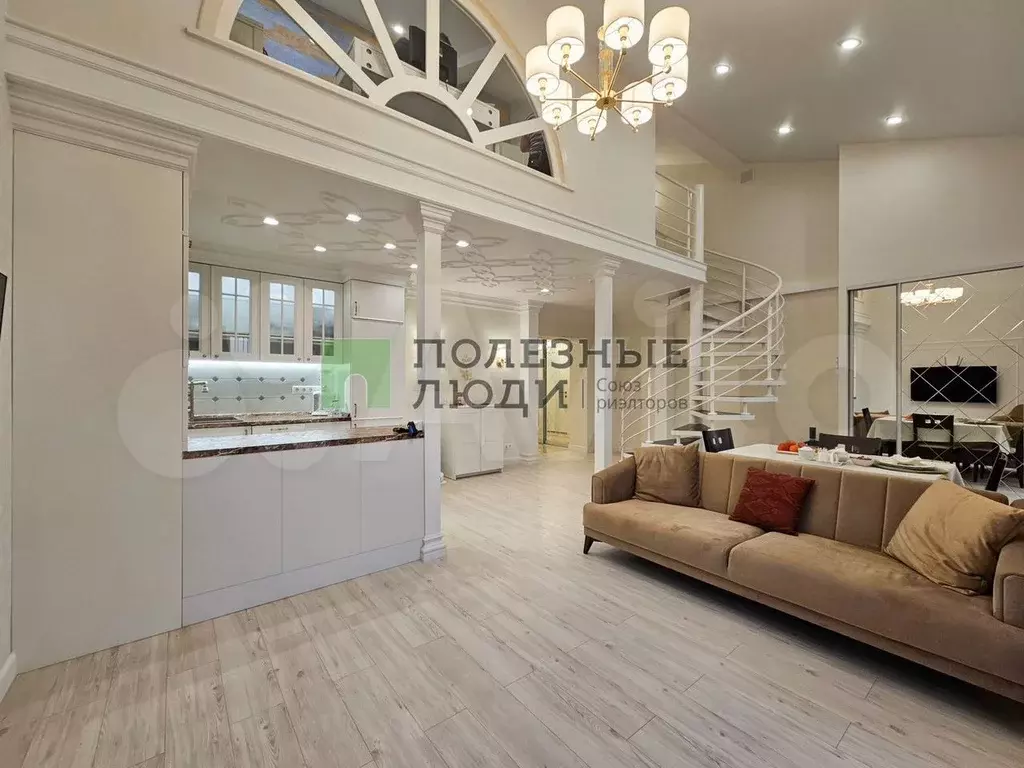 3-к. квартира, 93 м, 7/7 эт. - Фото 1