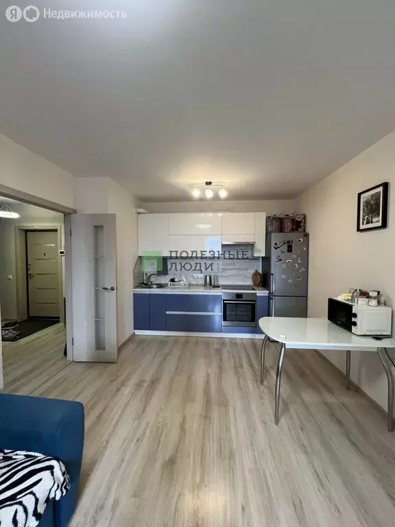 2-комнатная квартира: Ижевск, улица Ленина, 84 (42 м) - Фото 0