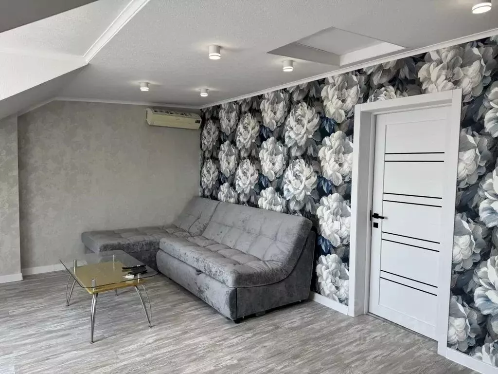 Дом в Краснодарский край, Геленджик ул. Фрунзе, 12 (70 м) - Фото 0