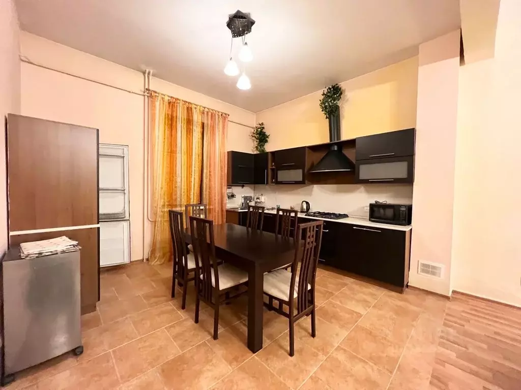 3-к кв. Ярославская область, Ярославль ул. Собинова, 27к2 (107.0 м) - Фото 0