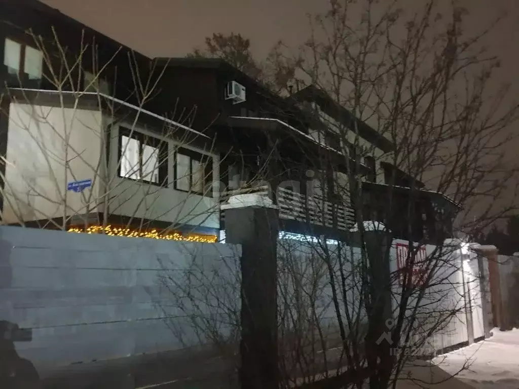 Дом в Красноярский край, Красноярск Благодатная ул., 39 (201 м) - Фото 2