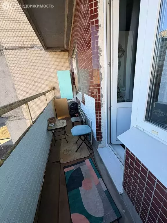 3-комнатная квартира: Колпино, улица Ижорского Батальона, 7 (70.4 м) - Фото 0