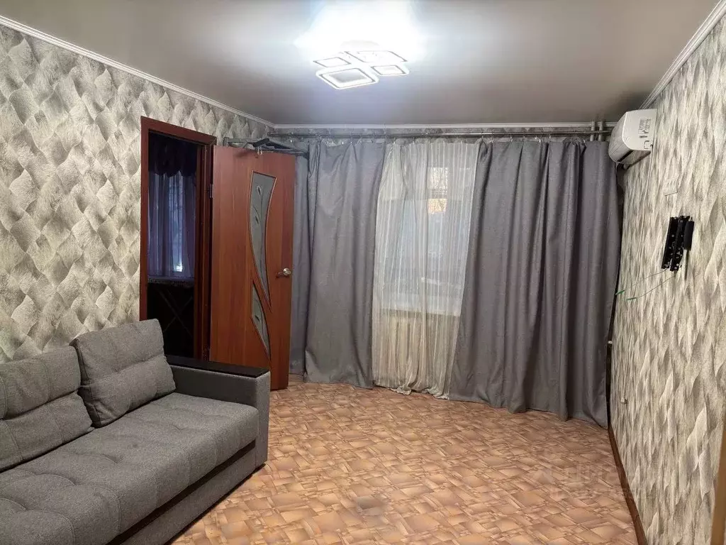 3-к кв. Саратовская область, Саратов ул. Имени Н.Г. Чернышевского, ... - Фото 1