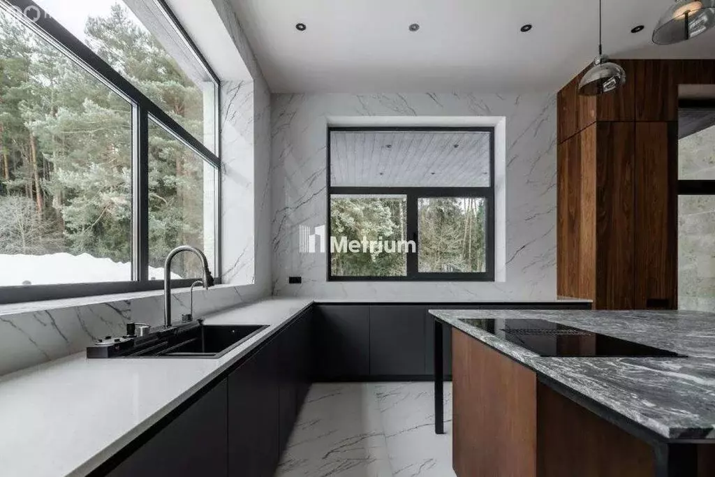 Дом в деревня Чесноково, КП Ренессанс парк (622 м) - Фото 1