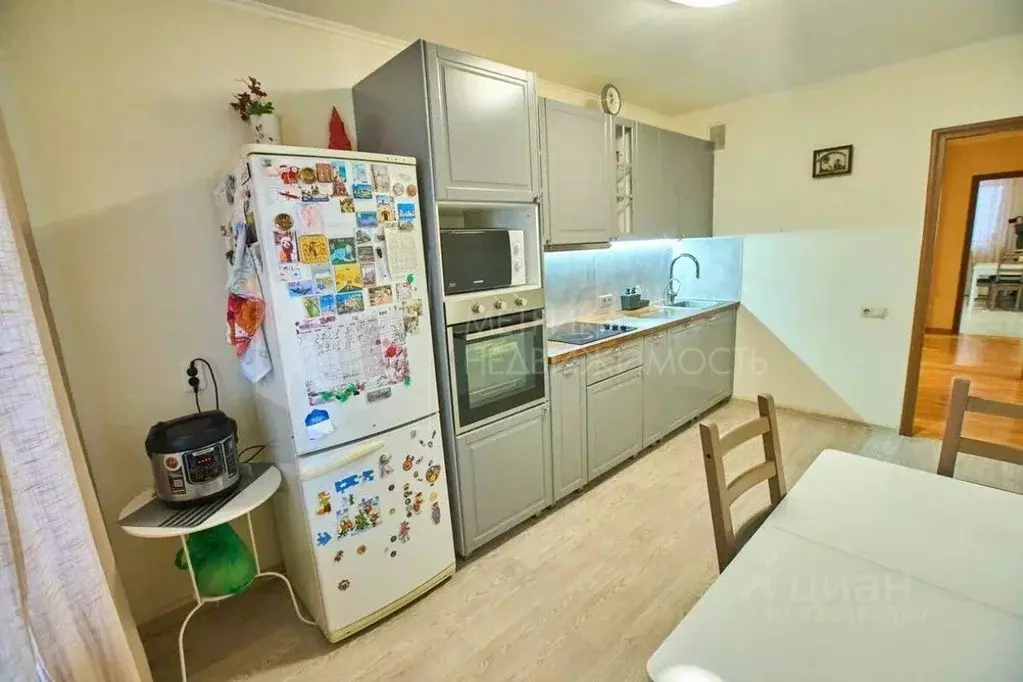 3-к кв. Тюменская область, Тюмень ул. Чернышевского, 2Бк5 (85.6 м) - Фото 1