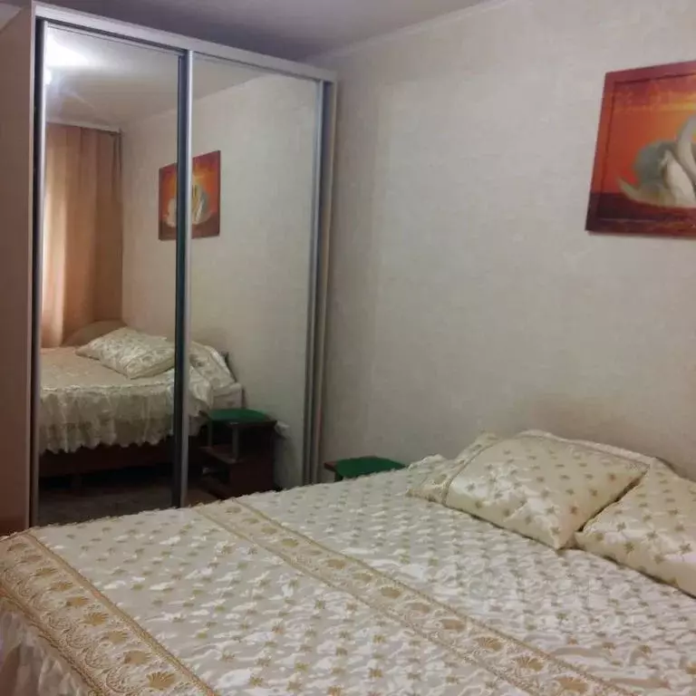 3-к кв. Крым, Симферополь ул. Троллейбусная, 9 (60.0 м) - Фото 1