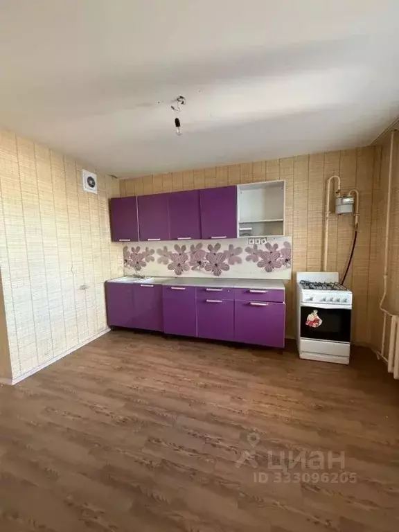 3-к кв. Псковская область, Псков Звездная ул., 19 (82.5 м) - Фото 2
