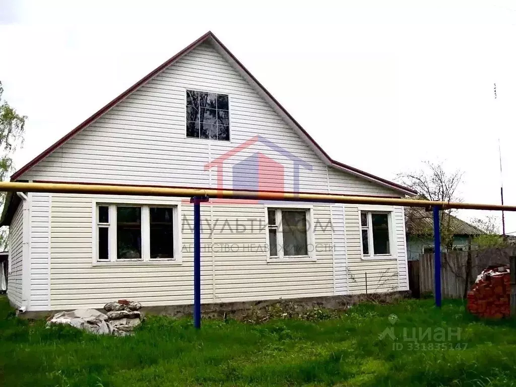Дом в Белгородская область, Старооскольский городской округ, с. ... - Фото 1