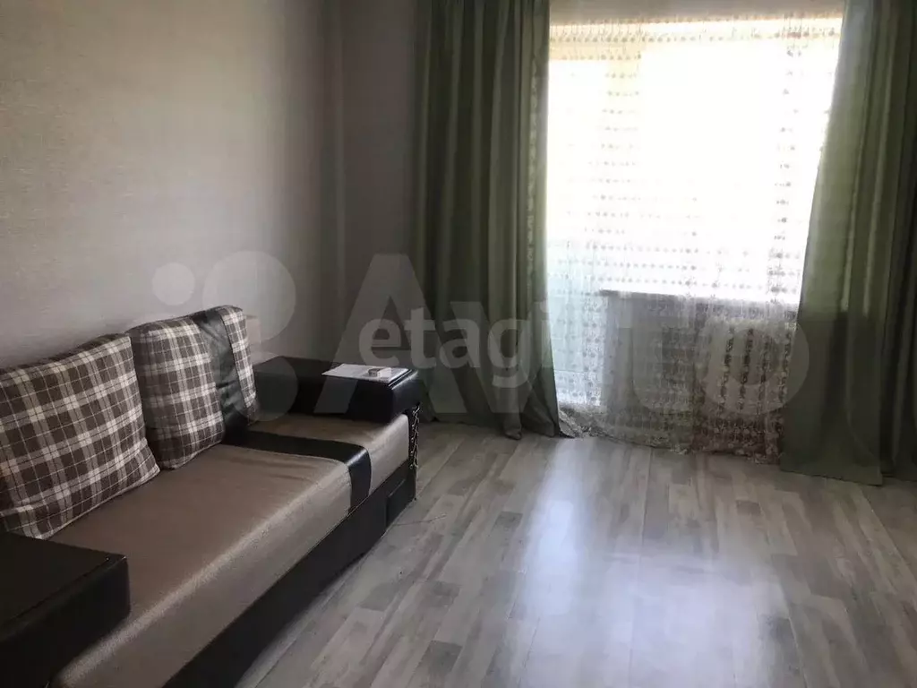 2-к. квартира, 52 м, 1/3 эт. - Фото 0