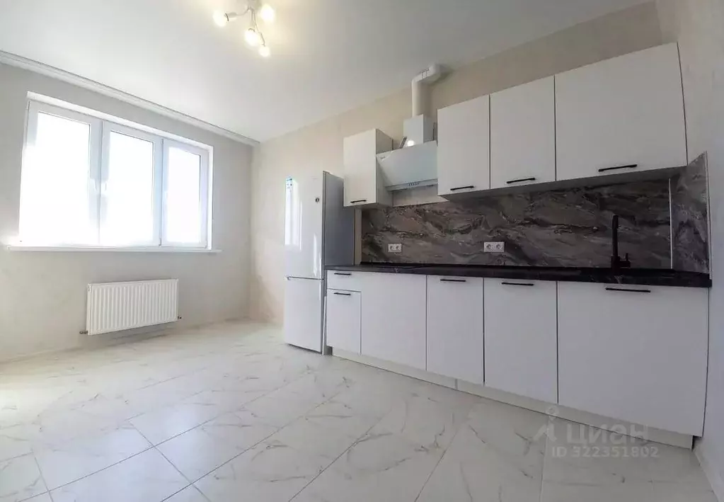 1-к кв. Адыгея, Тахтамукайский район, Старобжегокайское с/пос, Новая ... - Фото 0