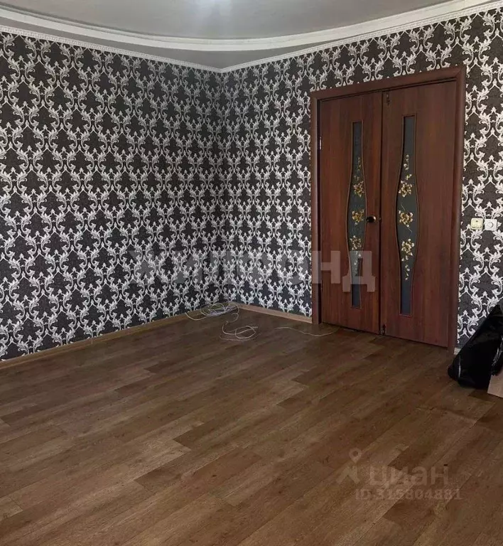 2-к кв. Хакасия, Абакан Трудовая ул., 73А (54.0 м) - Фото 0