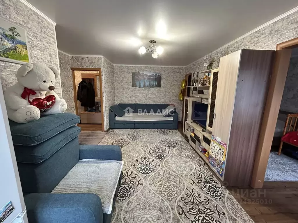 2-к кв. Бурятия, Улан-Удэ Октябрьская ул., 46 (41.3 м) - Фото 1