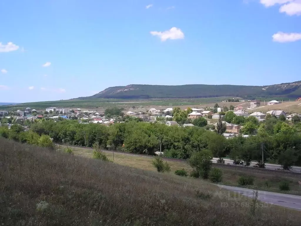 1-к кв. Крым, Бахчисарайский район, с. Железнодорожное ул. Каштановая, ... - Фото 1