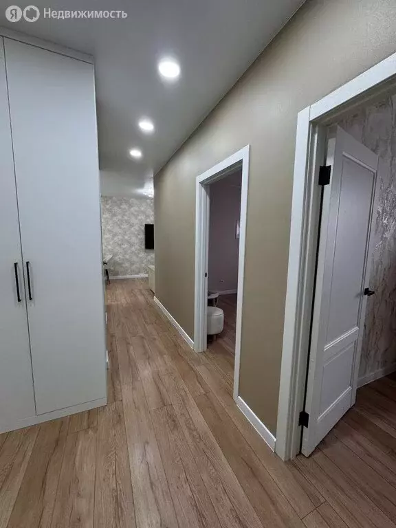 2-комнатная квартира: Ялуторовск, улица Свободы, 236 (58 м) - Фото 1
