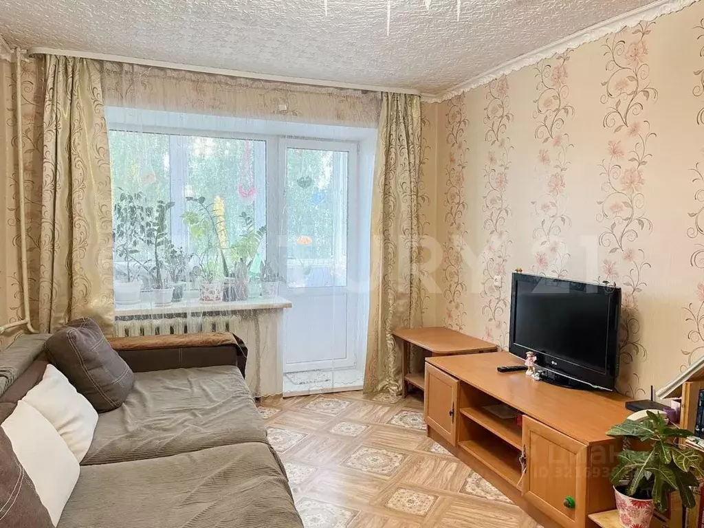 2-к кв. Пермский край, Кунгур ул. Газеты Искра, 15 (47.1 м) - Фото 2