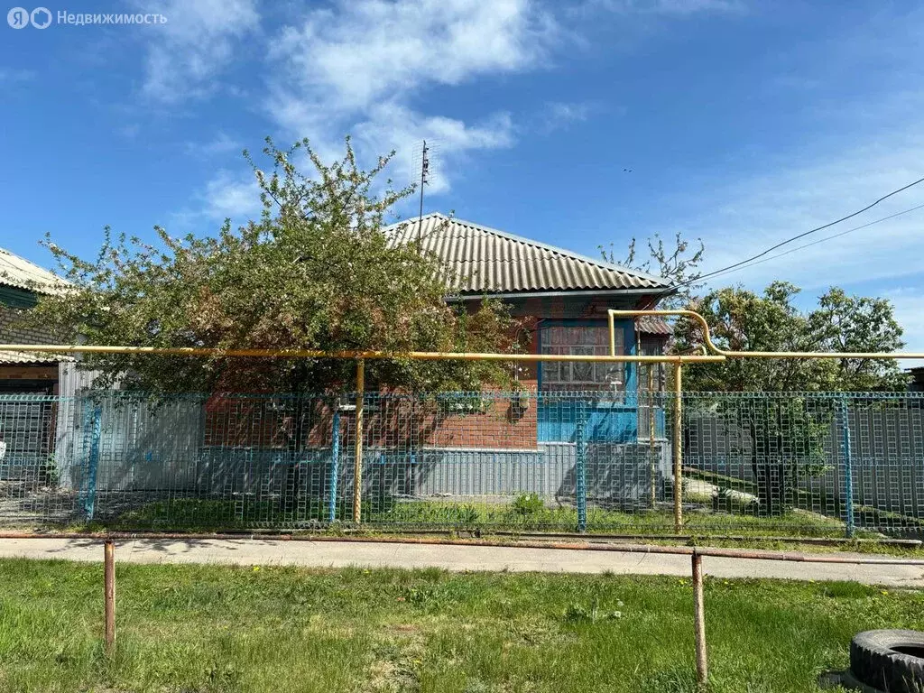 Дом в Цимлянск, улица Азина, 14 (60 м) - Фото 1