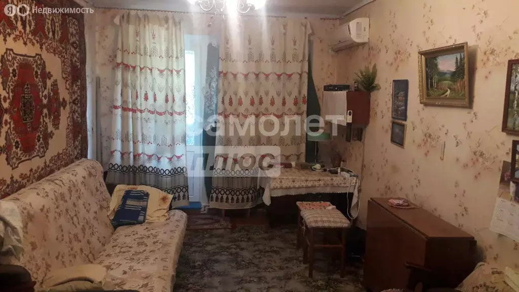 2-комнатная квартира: Новокубанск, улица Кутузова, 11 (45.7 м) - Фото 0