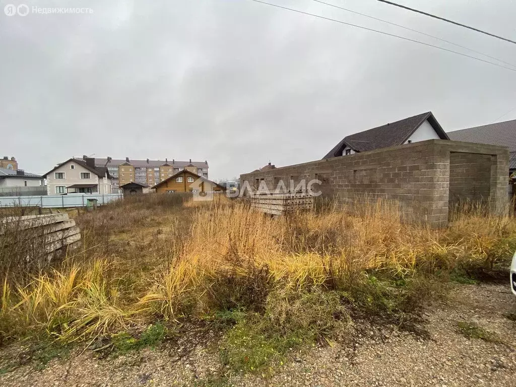 Участок в Октябрьский, улица Братьев Весниных (8.01 м) - Фото 2