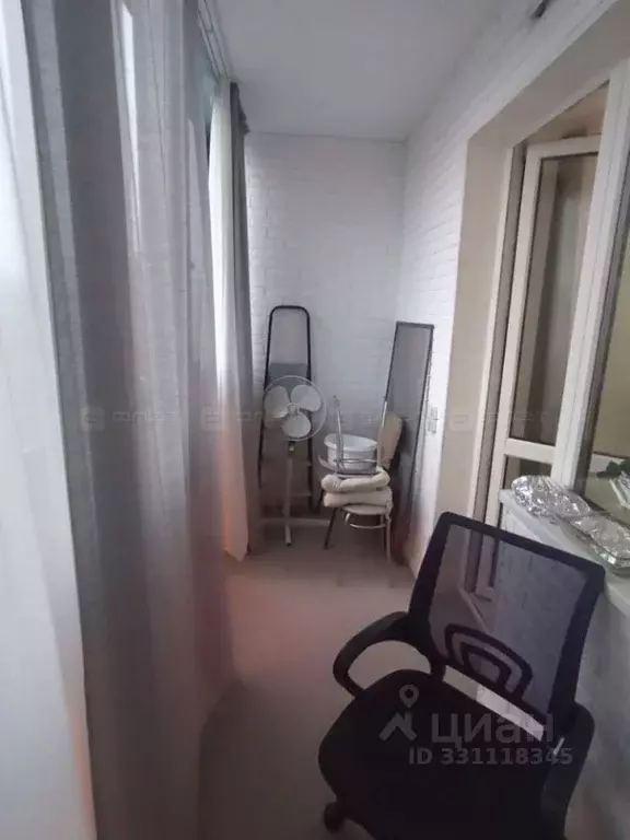 1-к кв. Татарстан, Казань ул. Максимова, 37Б (30.1 м) - Фото 1