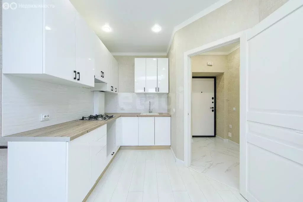 1-комнатная квартира: Калининград, Тихорецкая улица, 16Ак3 (41 м) - Фото 1