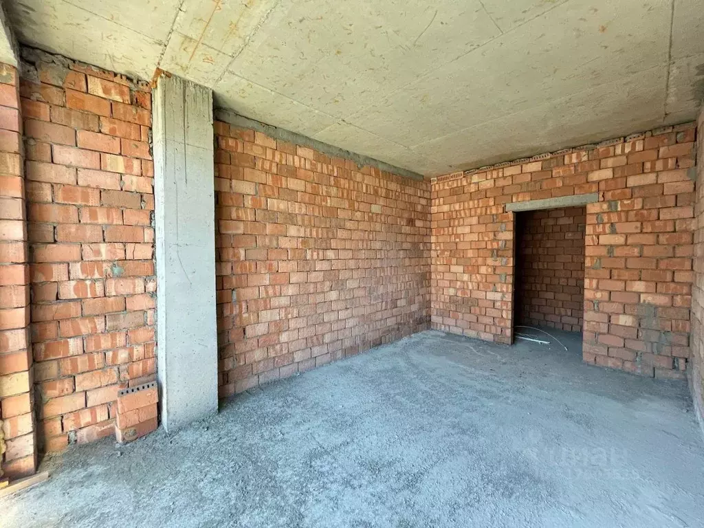 2-к кв. Кабардино-Балкария, Нальчик ул. Тлостанова, 28Б (70.0 м) - Фото 1